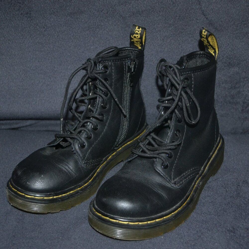 Dr Martens Air Wair bouncing soles 1460 JUNIOR SIZE 12 Black Boots